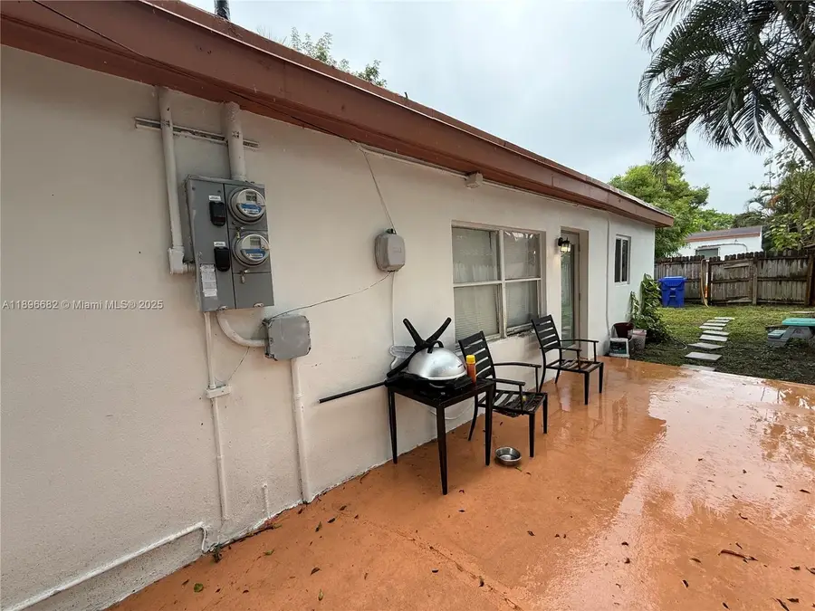 2534 Mckinley St, Hollywood, FL 33020 - Image #3