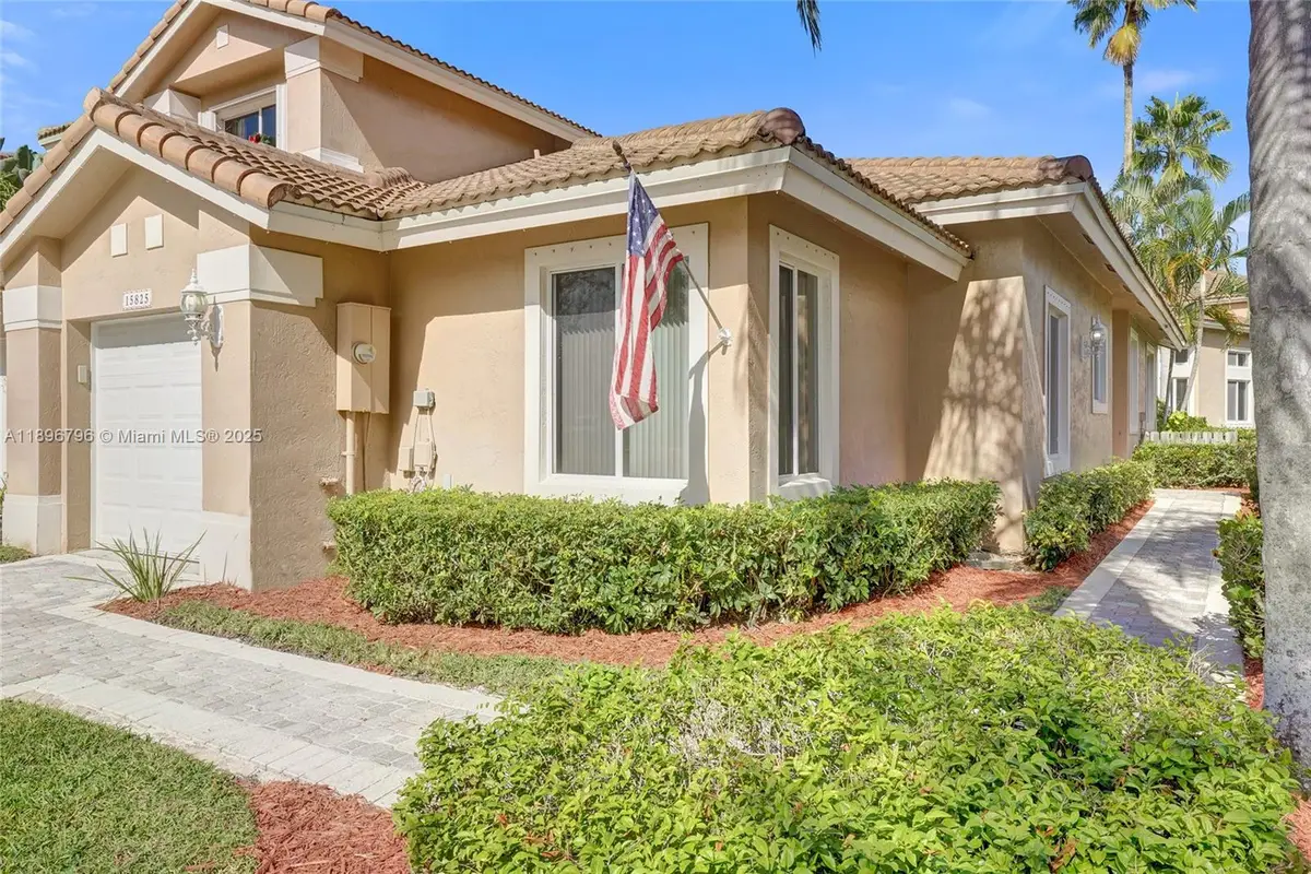 15825 SW 11th St, Pembroke Pines, FL 33027 - Image #1