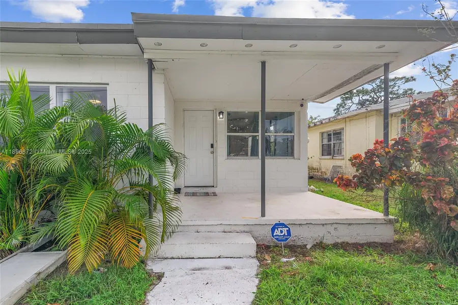 1408 N 23rd St, Fort Pierce, FL 34950 - Image #2