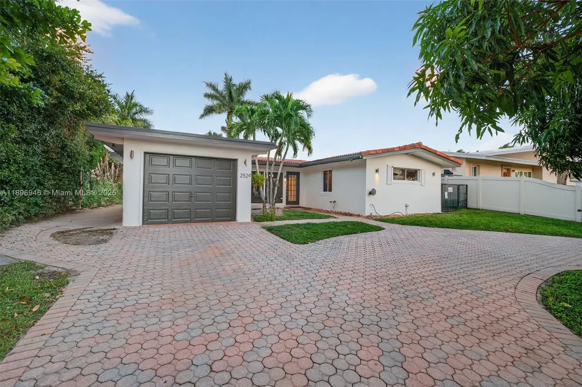 2524 Marathon Ln, Fort Lauderdale, FL 33312 - Image #1