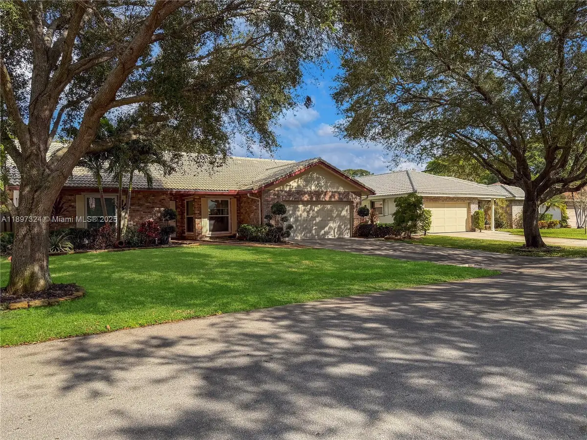 7101 NW 40th St, Coral Springs, FL 33065 - Image #1