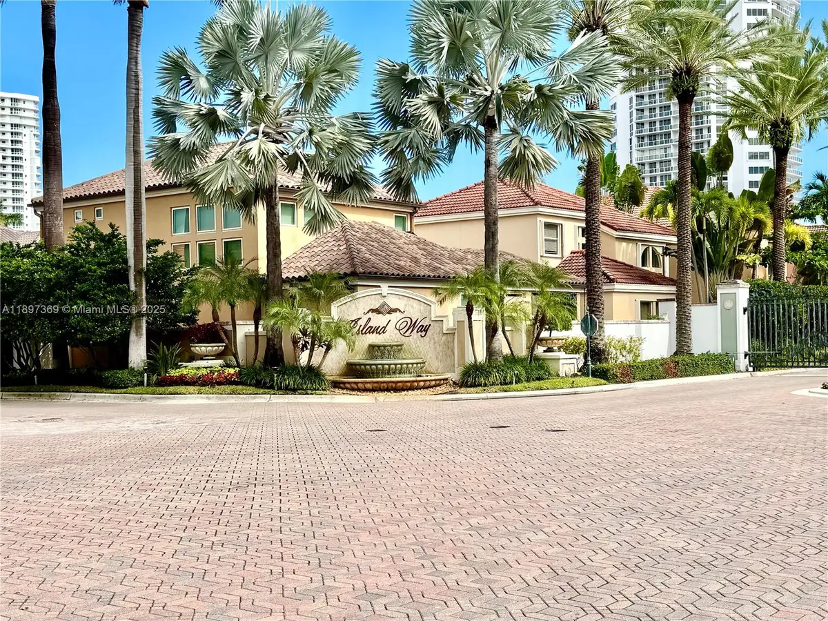 3699 NE 208th Ter, Aventura, FL 33180 - Image #1