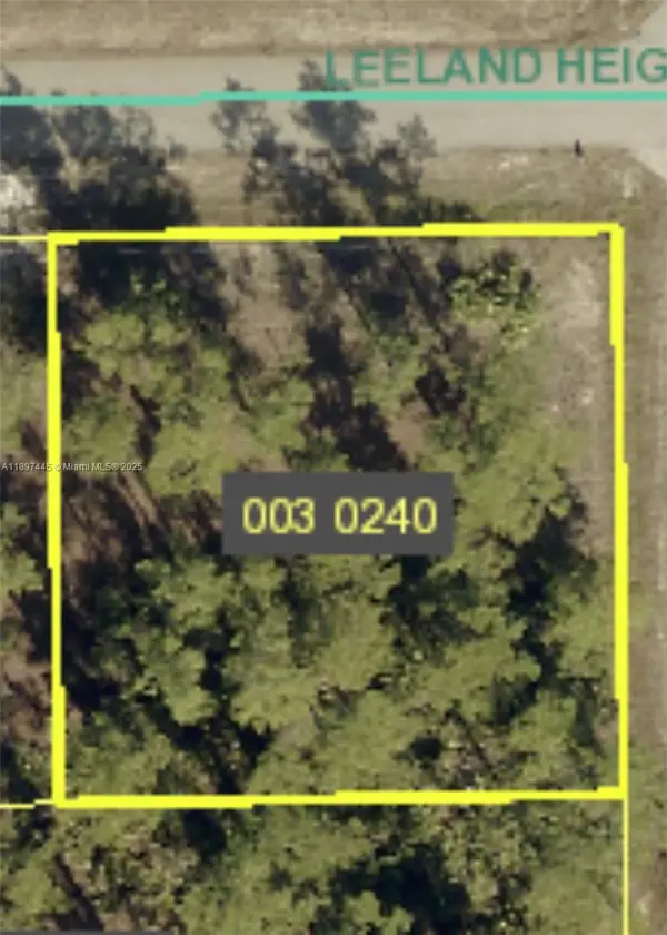 3706 Leeland Heights Blvd E, Lehigh Acres, FL 33936