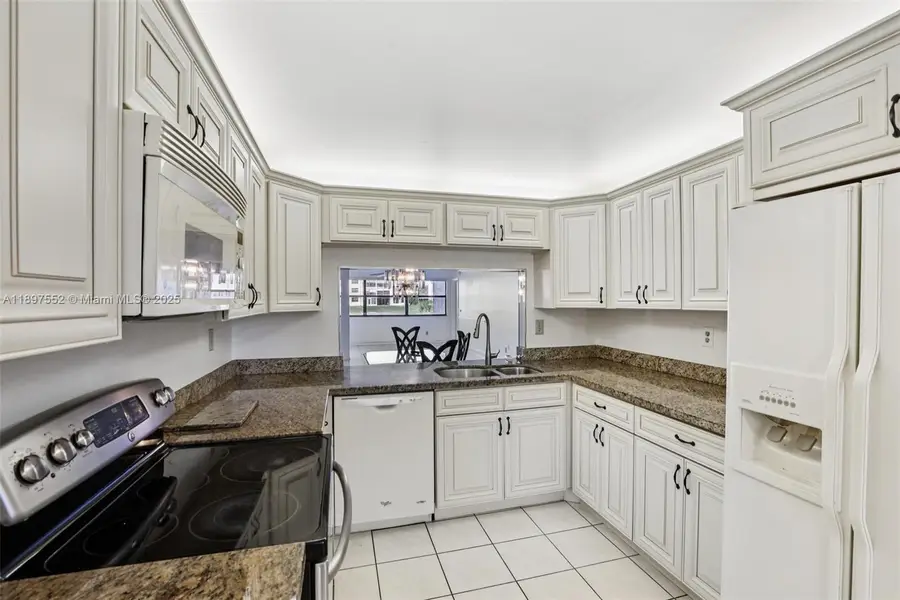 2981 N Nob Hill Rd #108, Sunrise, FL 33322 - Image #3