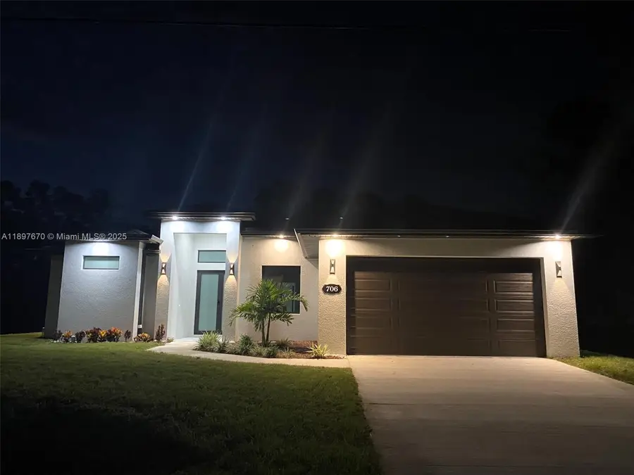 706 W 10th St, Lehigh Acres, FL 33972 - #2