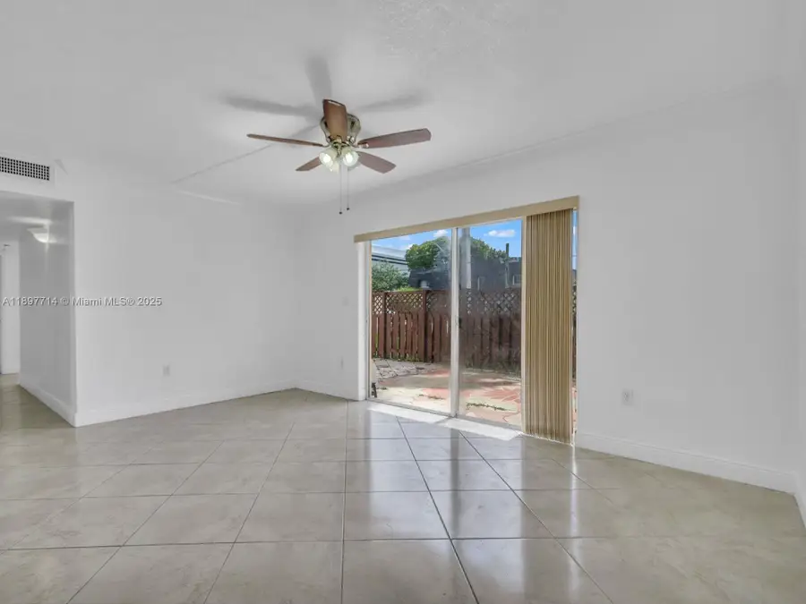 8601 SW 94th St #104W, Miami, FL 33156 - Image #3