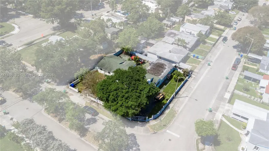 4628 NW 8th Ave, Miami, FL 33127 - Image #2