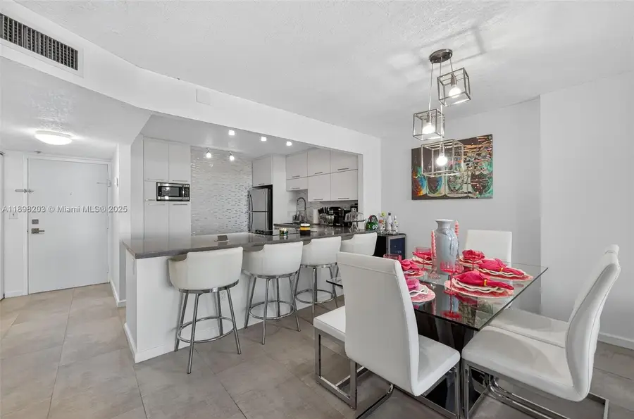 2851 NE 183rd St #605E, Aventura, FL 33160 - Image #2