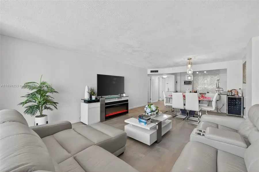 2851 NE 183rd St #605E, Aventura, FL 33160 - Image #3