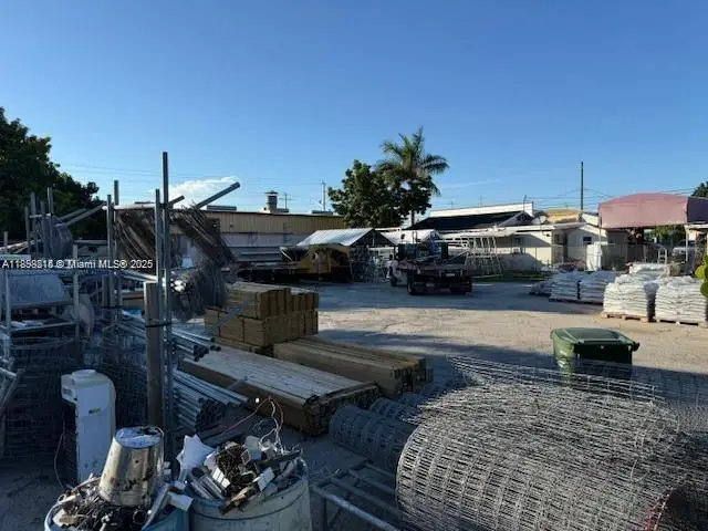 318 NE 1st Rd, Homestead, FL 33030 - Image #3