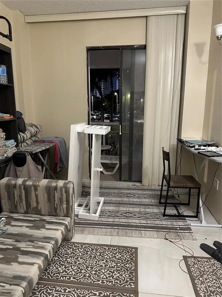 3731 N Country Club Dr #129, Aventura, FL 33180 - Image #2