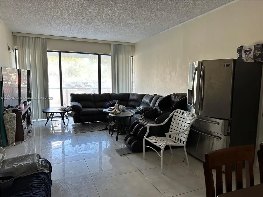 3731 N Country Club Dr #129, Aventura, FL 33180 - Image #3