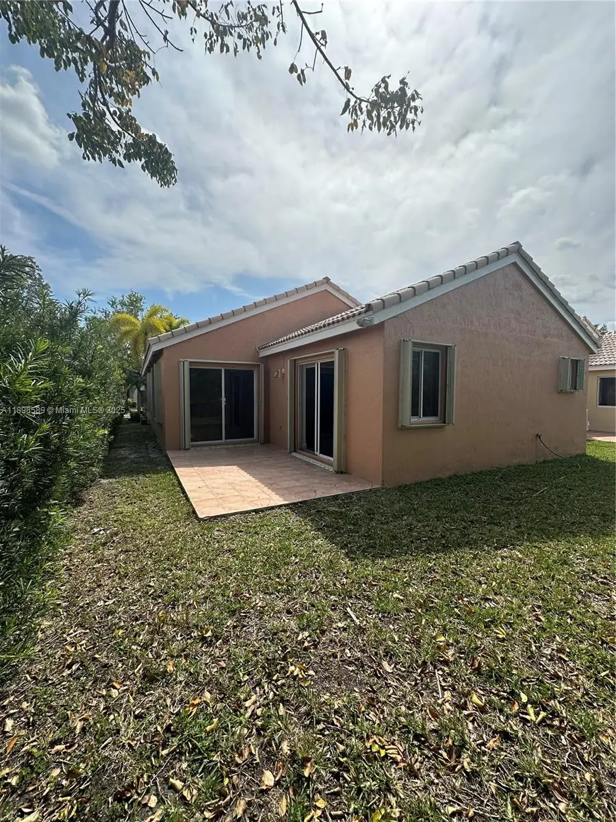 4279 Greenbriar Ln, Weston, FL 33331 - Image #3