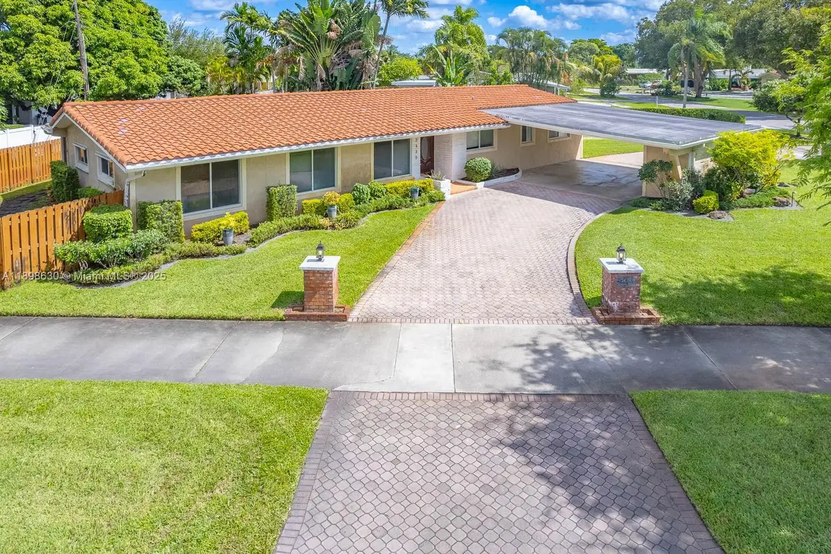 3439 Cleveland St, Hollywood, FL 33021 - Image #1