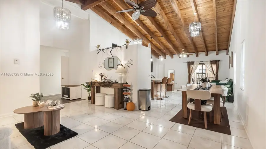 6368 NW 29th St, Sunrise, FL 33313 - Image #2