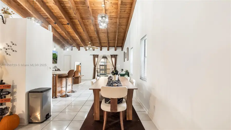 6368 NW 29th St, Sunrise, FL 33313 - Image #3