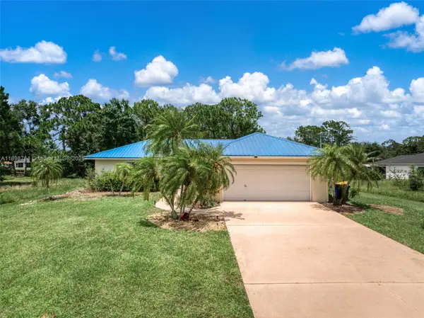 127 Blue Moon, Sebring, FL 33852