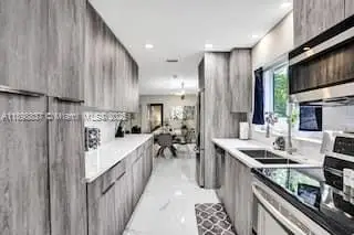 1321 S 16th Ave, Hollywood, FL 33020 - Image #3