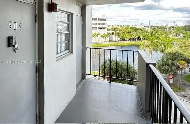 Address Withheld By Seller, North Miami Beach, FL 33162 - Image #2