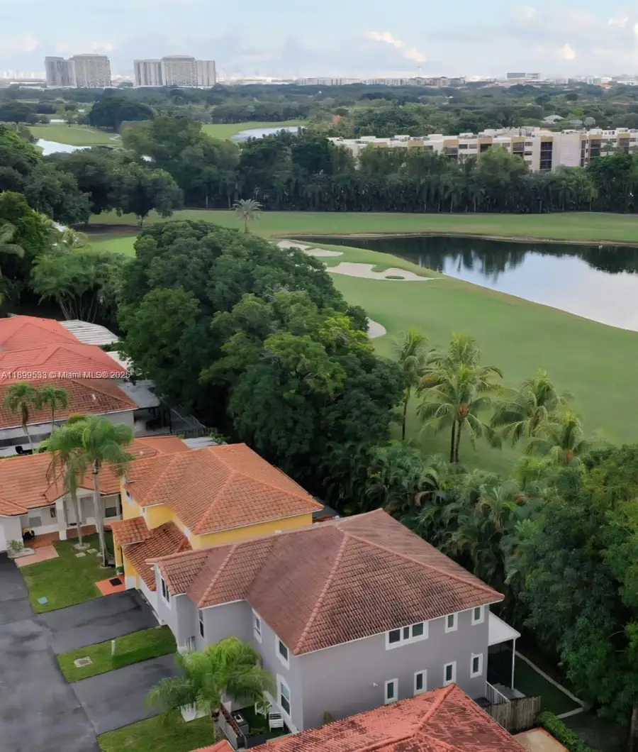 5754 NW 98th Ave, Doral, FL 33178 - Image #3