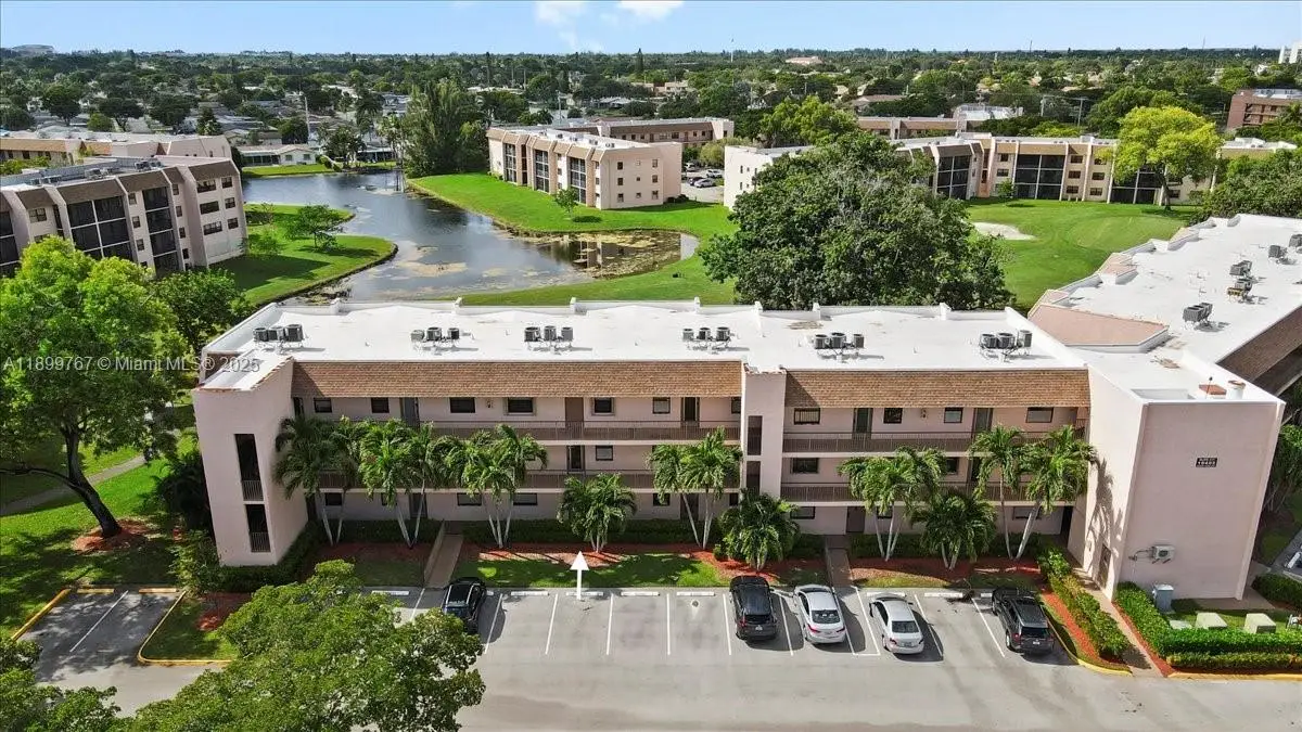 10402 Sunrise Lakes Blvd #103, Sunrise, FL 33322 - Image #1
