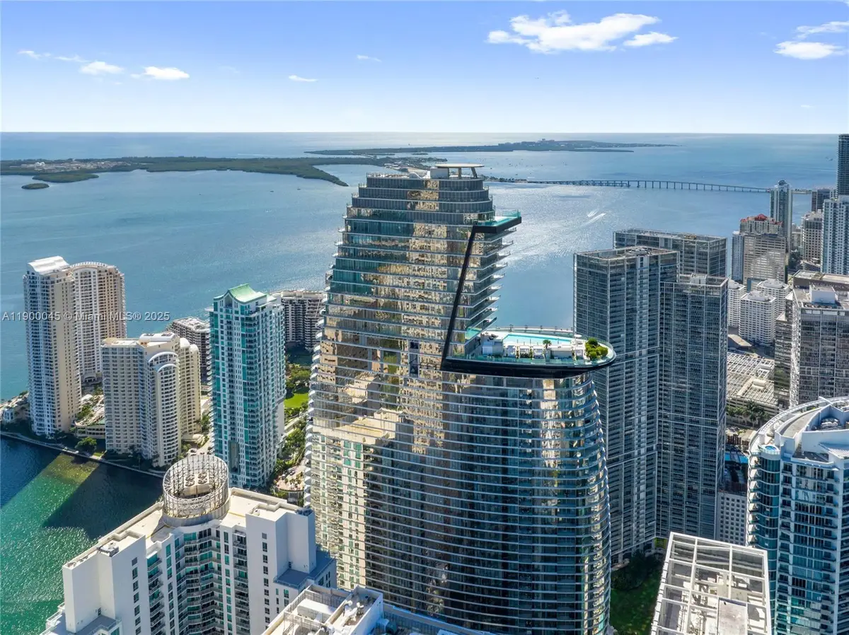300 Biscayne Boulevard Way #5201E, Miami, FL 33131 - Image #1