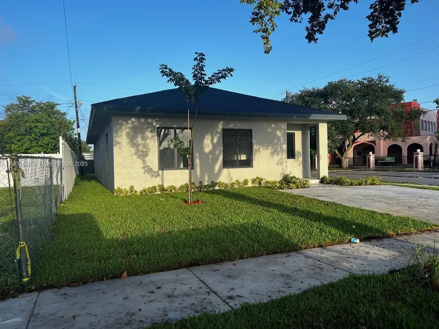 Address Withheld By Seller, Miami, FL 33166 - Image #3