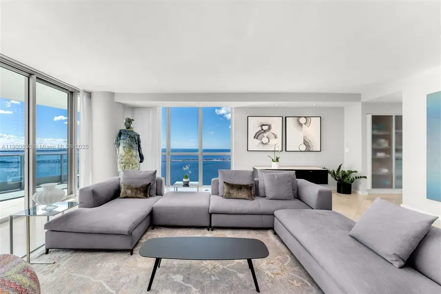 1331 Brickell Bay Dr #3711, Miami, FL 33131 - Image #2