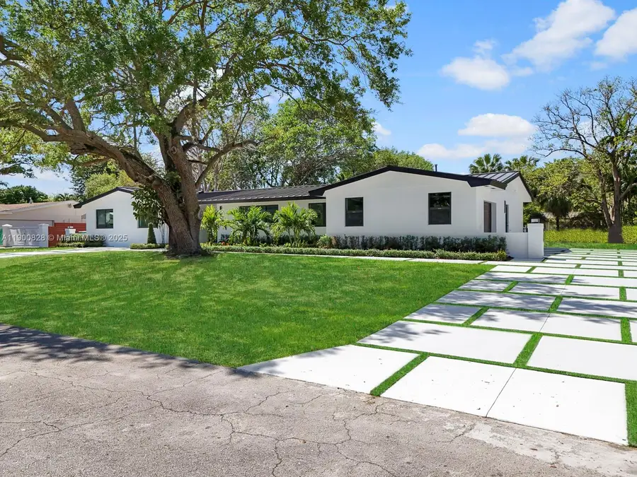 16610 SW 82nd Ct, Palmetto Bay, FL 33157 - Image #3