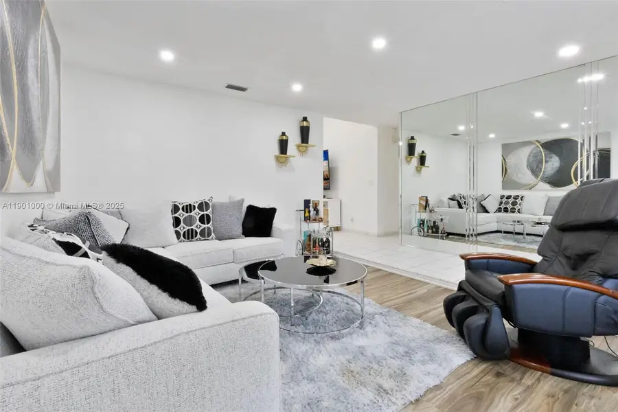 11145 Nw 27th St, Sunrise, FL 33322 - Image #3