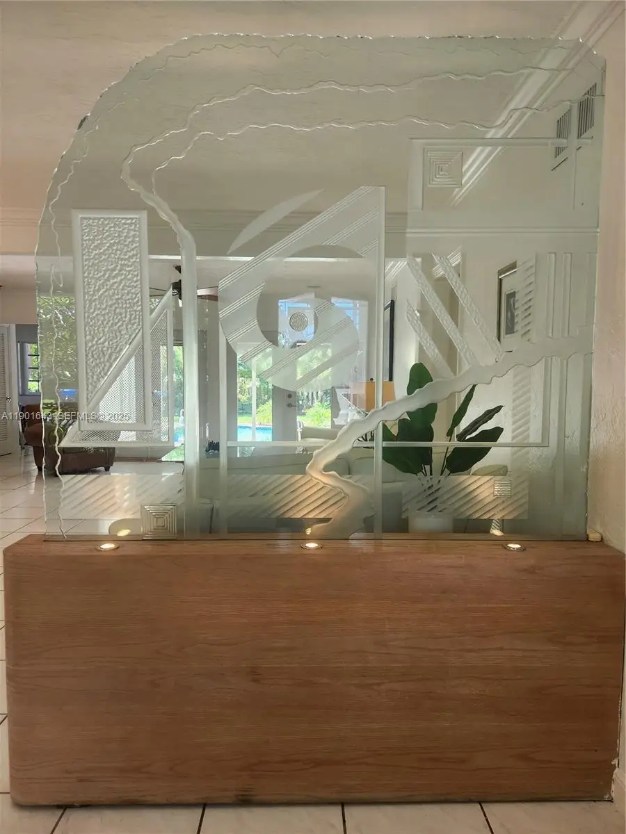 1229 Jefferson St, Hollywood, FL 33019 - Image #2