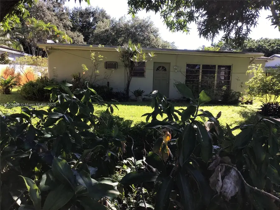 14730 NE 9th Ave, Miami, FL 33161 - Image #3