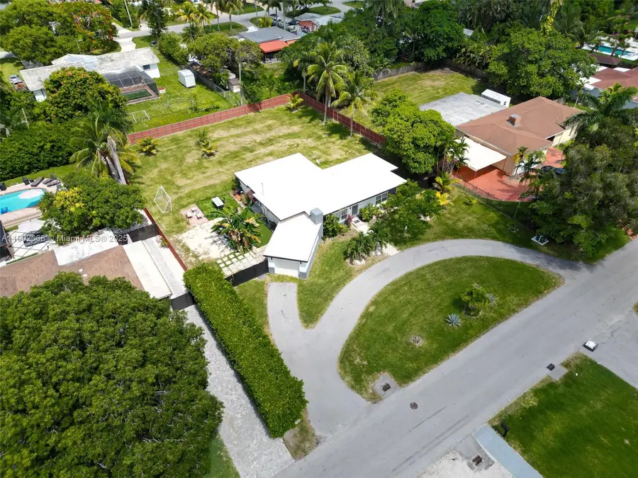 13751 NE 1st Ave, Miami, FL 33161 - Image #2