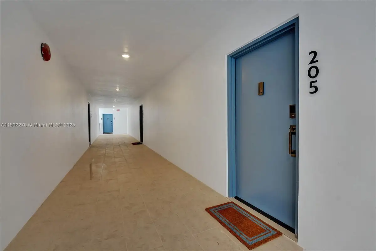 101 Ocean Lane Dr #205, Key Biscayne, FL 33149 - Image #1