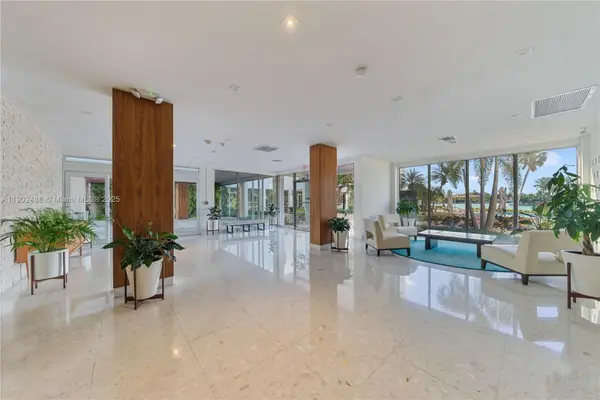 9102 W Bay Harbor Dr #6-B, Bay Harbor Islands, FL 33154