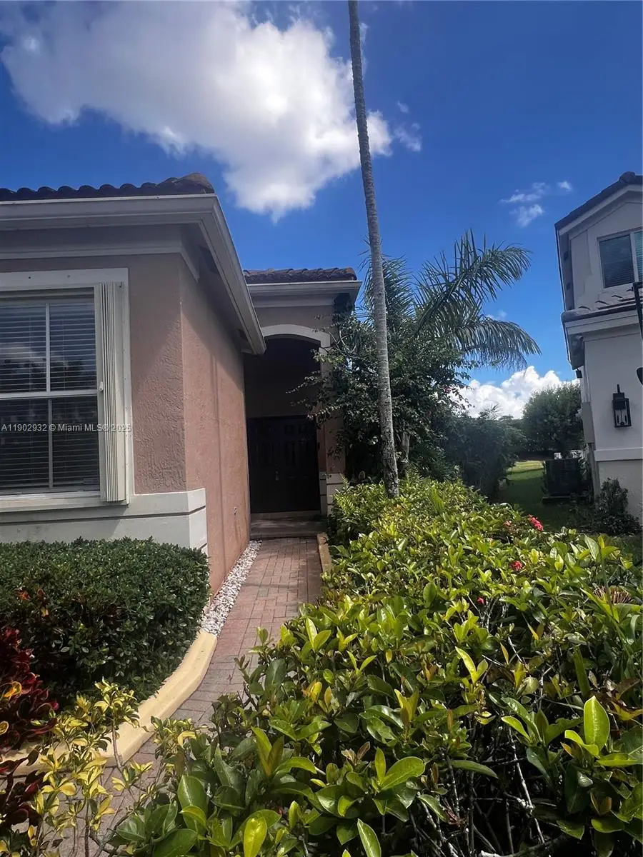 Address Withheld By Seller, Weston, FL 33327 - Image #2
