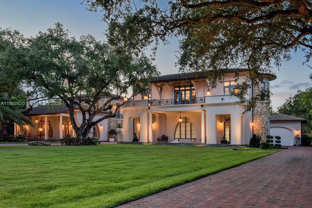 5771 SW 94th St, Pinecrest, FL 33156 - Image #1