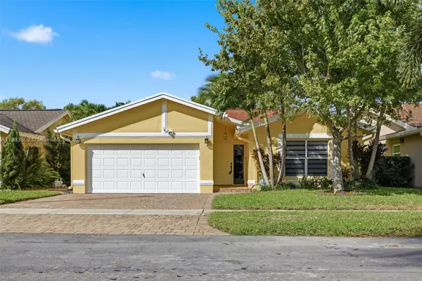 4325 NW 103rd Ter, Sunrise, FL 33351
