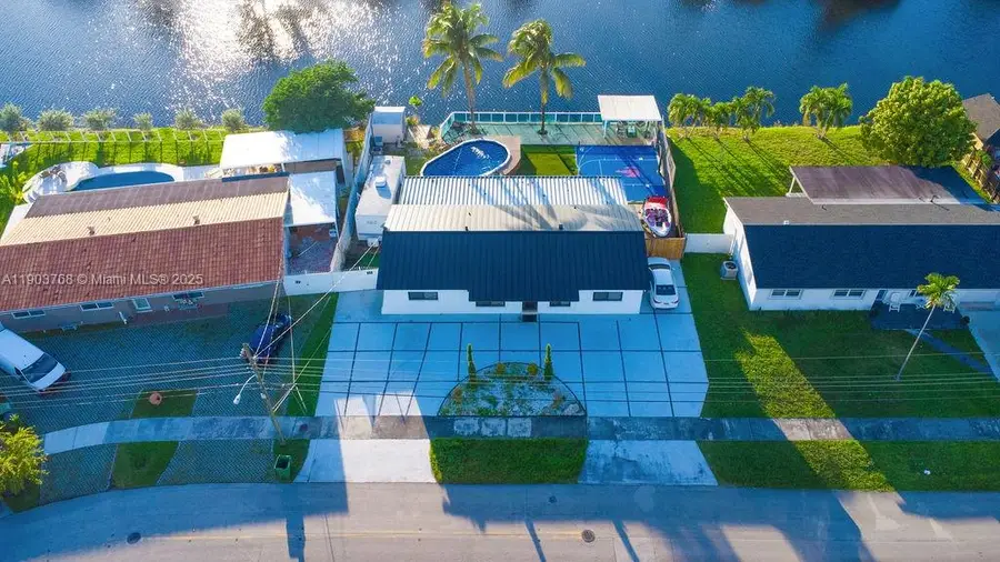 1960 SW 128th Ct, Miami, FL 33175 - Image #2