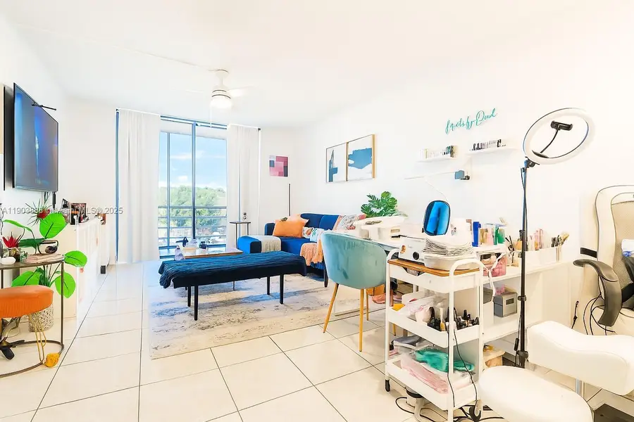 2821 N Miami Beach Blvd #5O, North Miami Beach, FL 33160 - Image #3