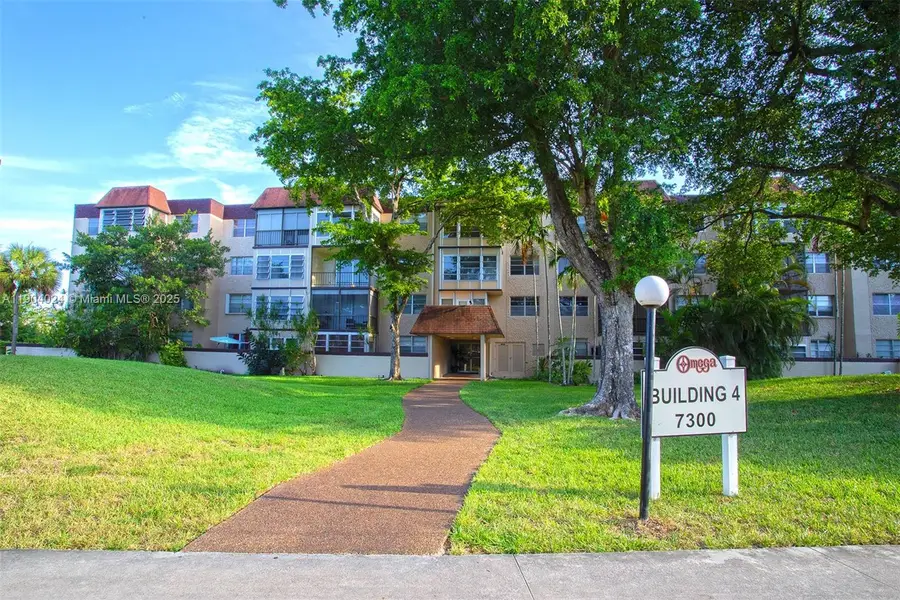 7300 NW 17th St #220, Plantation, FL 33313 - Image #2