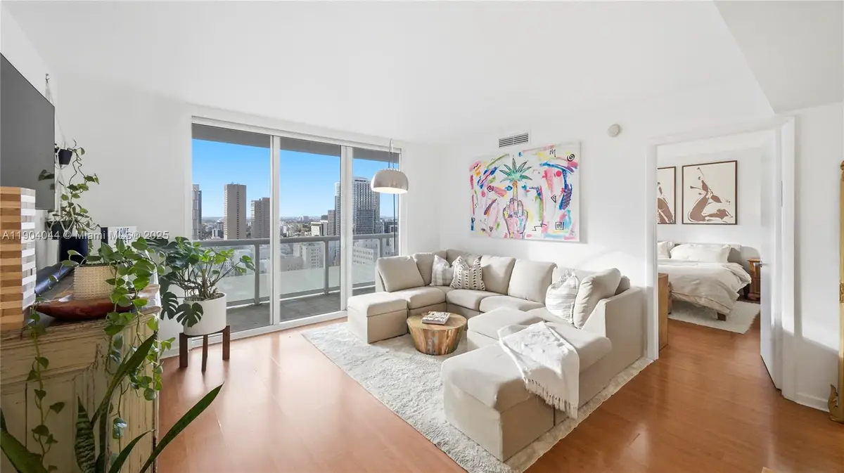 50 Biscayne Blvd #2911, Miami, FL 33132 - Image #1