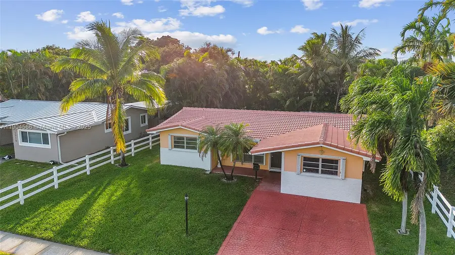 2000 N 44th Ave, Hollywood, FL 33021 - Image #3