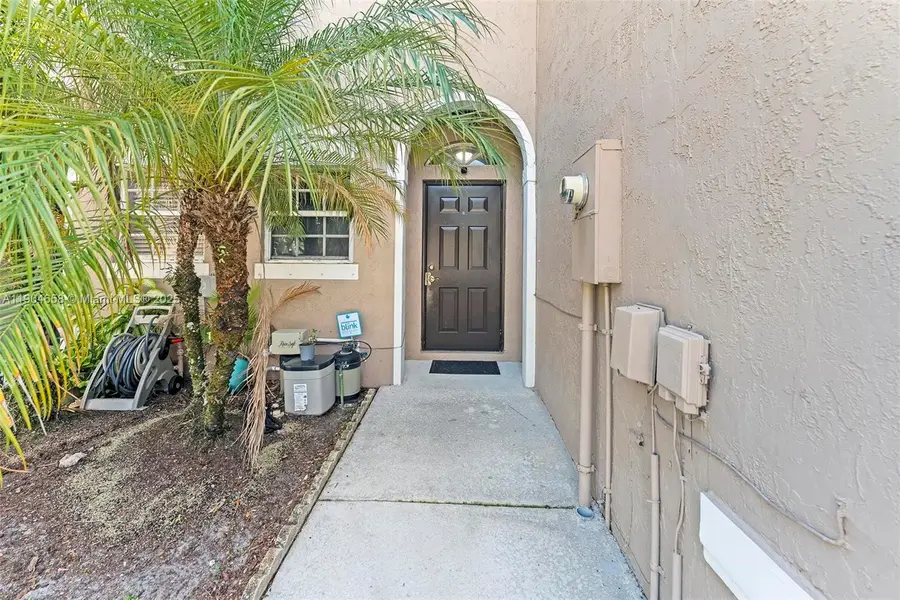 772 NW 132nd Ave, Plantation, FL 33325 - Image #2