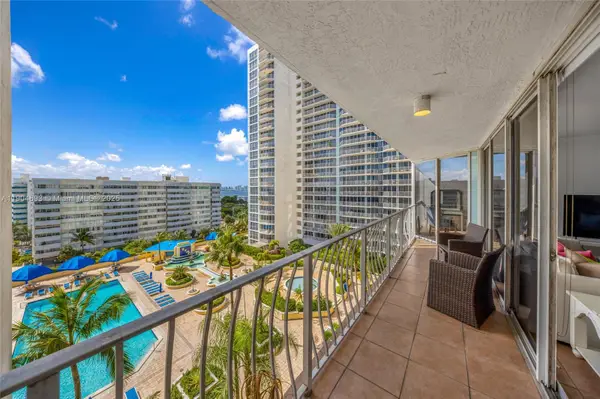 7601 E Treasure Dr #1021, North Bay Village, FL 33141