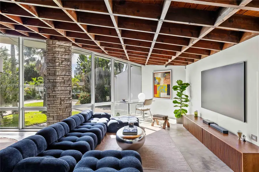 1071 NE 85th St, Miami, FL 33138 - Image #3