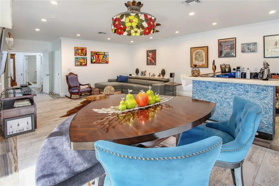 19901 NE 21st Ave, Miami, FL 33179 - Image #3