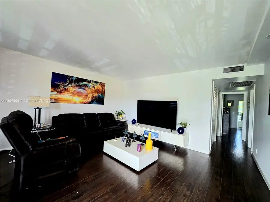 1401 SW 135th Ter #213H, Pembroke Pines, FL 33027 - Image #2