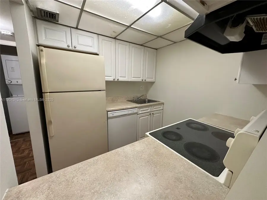 5995 Washington St #232, Hollywood, FL 33023 - Image #2