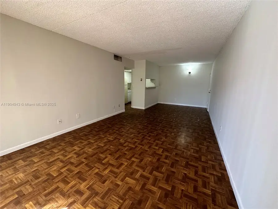 5995 Washington St #232, Hollywood, FL 33023 - Image #3